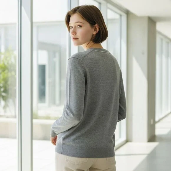 Banana Republic Long Sleeve Button Down V-Neck Cardigan Sweater Grey - Picture 8 of 14